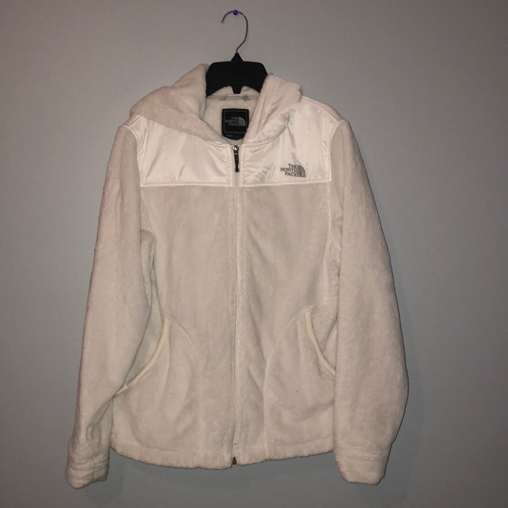 White north-face jacket!!!